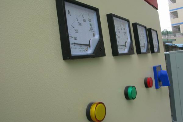 乌伊岭配电柜-3683讲讲配电柜注意事项